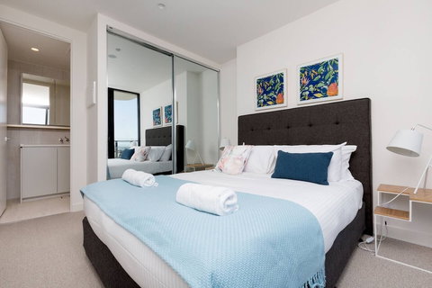 The Lively City 2bed 2 Bath APT @footscray - Accommodation Asia 3