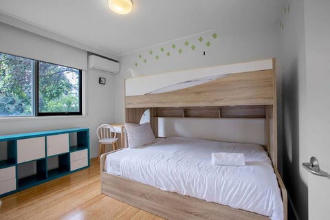 Comfy Holiday House With Pool@rosanna - Accommodation Guide 1