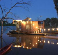 Bills Boathouse - Accommodation Asia