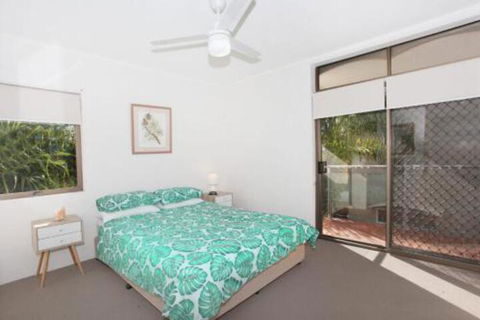 Unit 2 Cooltoro Court 7 Frank Street Coolum Beach 400 BOND LINEN INCLUDED - Accommodation Asia 2