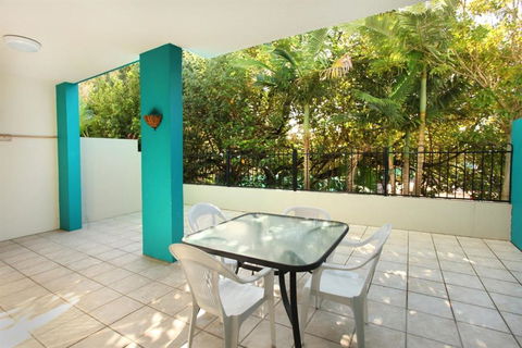 Unit 2 On The Park Coolum Beach - Accommodation Asia 1