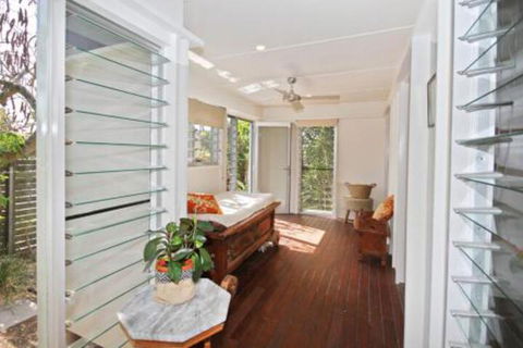 13 Ann Street Coolum Beach Pet Friendly Linen Included - Accommodation Asia 3