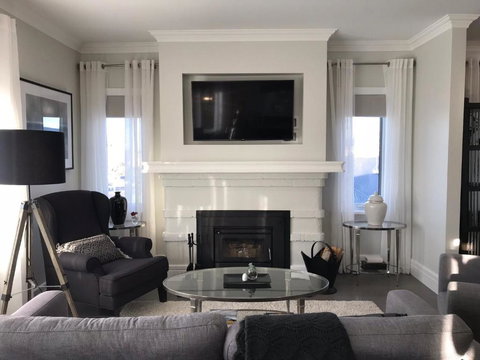 The Grove - Accommodation Guide 3