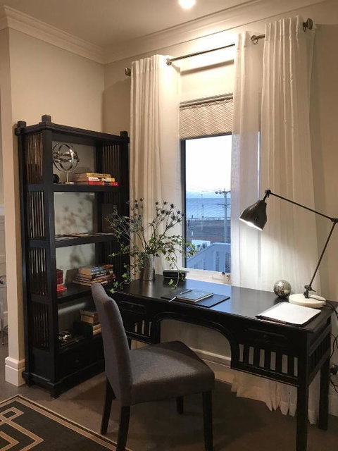 The Grove - Accommodation Guide 4