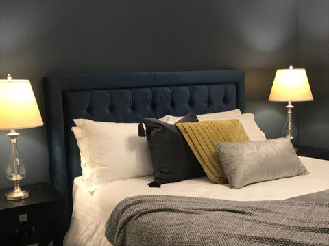 The Grove - Accommodation Guide 2