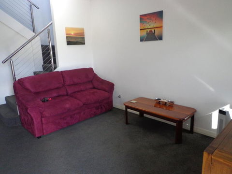 The Beach Villa Bunbury - Accommodation Guide 1