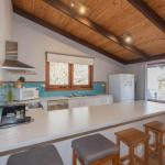The Lakefront 69 Townsend Street - Accommodation Guide 0