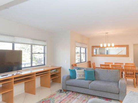 Banjos Way 2 / 23 Banjo Patterson Crescent - Accommodation Guide 3