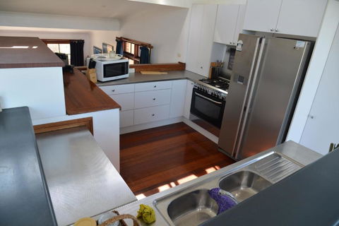 The Boat House - Accommodation Asia 2