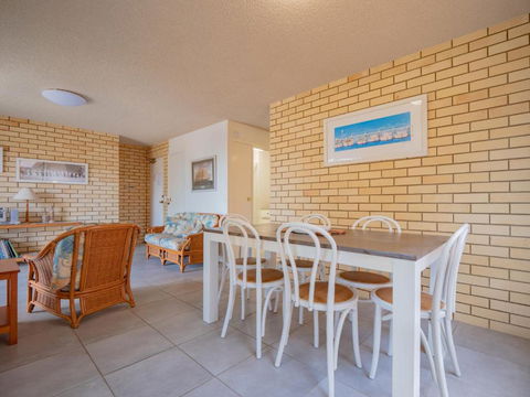 Golden Shores U7 21 Landsborough Parade - Accommodation Asia 4