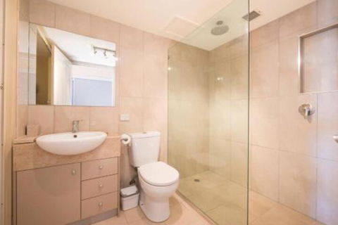 Moffat Breeze Unit 3 3 Moffat Street - Accommodation Asia 6