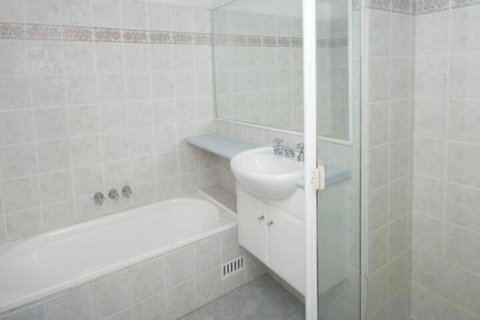 Aquarius Apartment 3 - Accommodation China 6