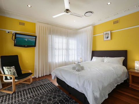 White Beach 42 Ash Street - Accommodation Guide 3