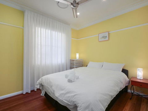 White Beach 42 Ash Street - Accommodation Guide 4