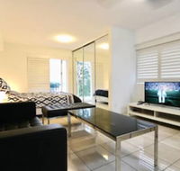 Modern Studio Apartment With Pool  Amazing Views - Accommodation Asia