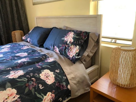 Escape To Strathfield For 8 Guests - Accommodation Guide 2