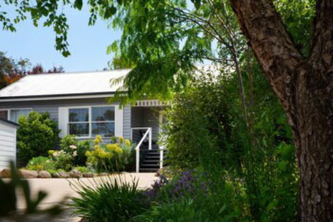 Christelle Cottage - Accommodation Asia 0