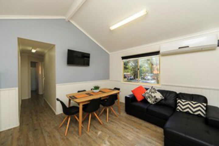 Copeton NSW Accommodation Asia