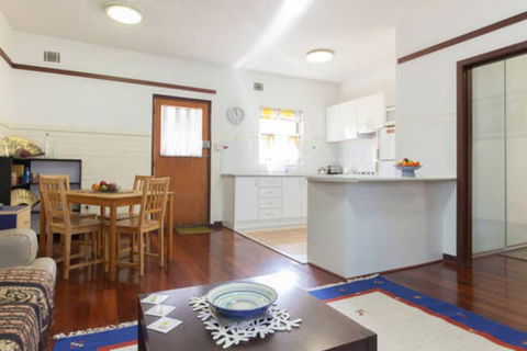 B4 Apartment Close To Perth UWA - Accommodation Asia 1
