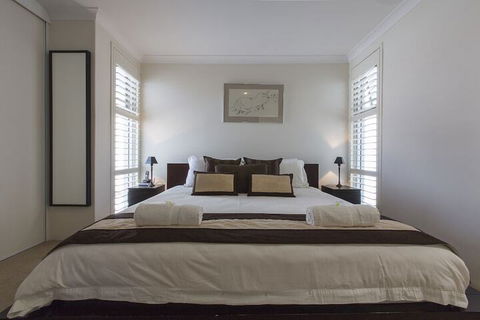 Gold Sands Beach Apartment - Accommodation Asia 3