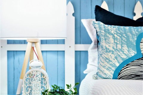 Beachfront Breeze On Campbell - Accommodation Guide 4
