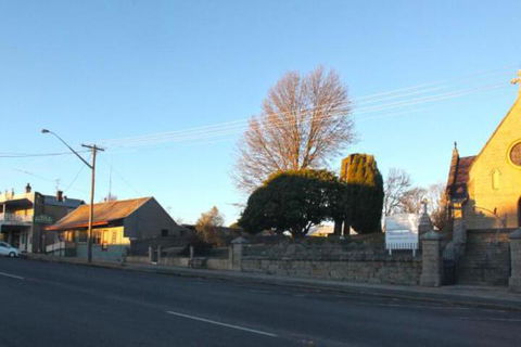 Wallace Lodge - Accommodation Guide 5