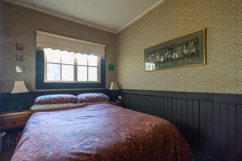 Walhalla Coach House - Accommodation Guide 2