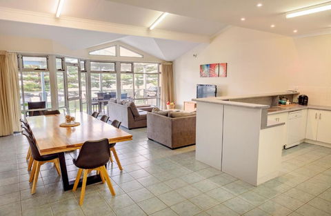 Port Lincoln Foreshore Apartments - Accommodation Asia 5