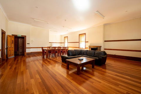 City Centre Motel Hotel - Accommodation Asia 3