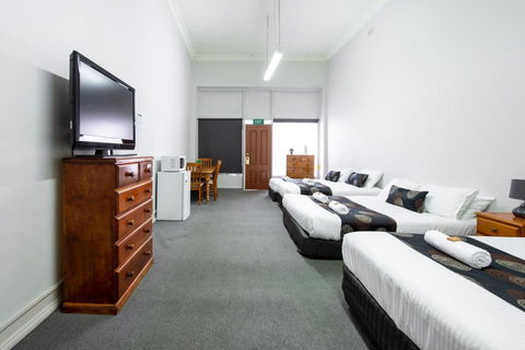 City Centre Motel Hotel - Accommodation Asia 5