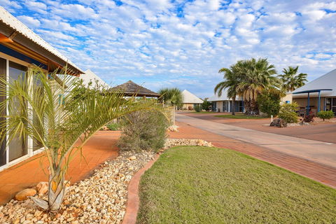 Osprey Holiday Village Unit 222 / 1 Bedroom - Accommodation Asia 3