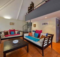 Osprey Holiday Village Unit 112 Vibrant 3 Bedroom Holiday Villa with a Pool in the Complex - Accommodation Asia