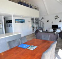 Osprey Holiday Village Unit 121 Fantastic 3 Bedroom Holiday Villa with a Pool in the Complex - Accommodation Asia