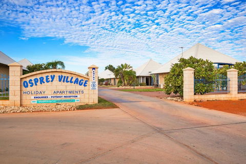 Osprey Holiday Village Unit 120 Colourful 3 Bedroom Holiday Villa With A Pool In The Complex - Accommodation Asia 3