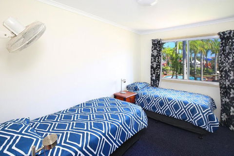 Resort Style The Oasis Resort Villa 7 2 Landsborough Pde - Accommodation Asia 6