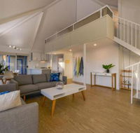 Osprey Holiday Village Unit 106 Trendy 3 Bedroom Holiday Villa with a Pool in the Complex
