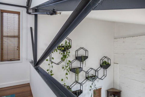 Fabulous Fitzroy Converted Warehouse - Accommodation China 2