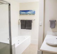 Top Tier Dog Friendly Holiday Home - Accommodation Guide