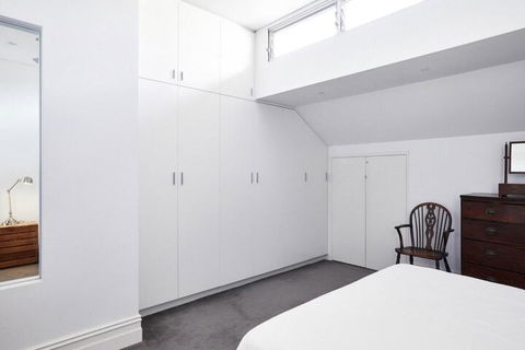 Bondi Beach Haven - Accommodation Guide 5