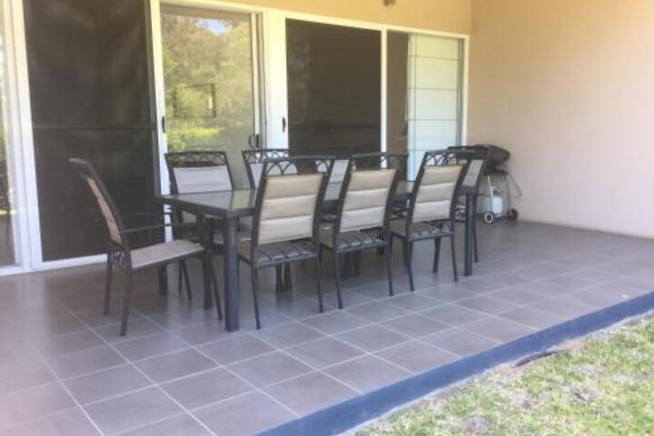 Blaxland QLD Accommodation Asia