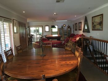 DARLING On GARLING - Accommodation Guide 2