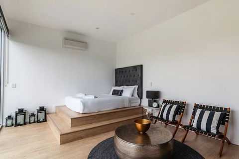 Modern Stylish Penthouse - Accommodation Asia 4