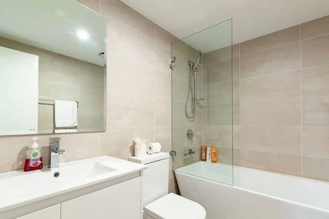Modern Stylish Penthouse - Accommodation Asia 7