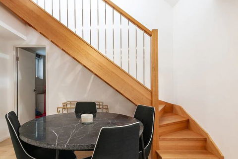 Modern Stylish Penthouse - Accommodation Asia 3