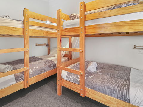 Ski View 4 - Accommodation Guide 3