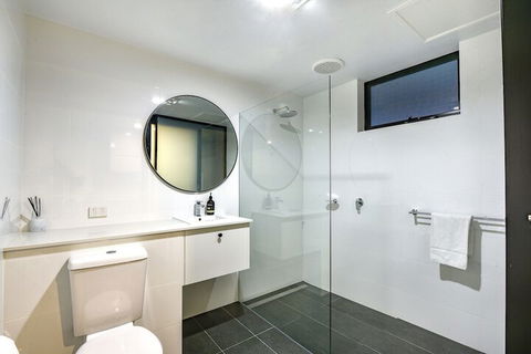 Aloha Central Premium Studios - Accommodation Asia 6