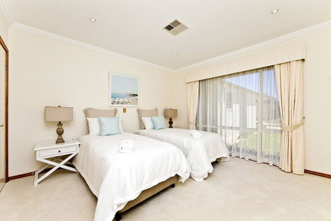 One Mile Mansion - Accommodation Asia 5
