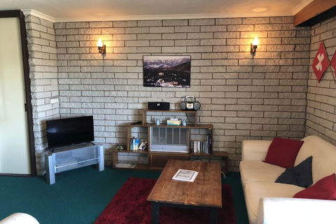 Snowflake 16 - Accommodation Guide 2