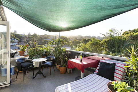 Bondi Retro Designer - Accommodation Guide 7