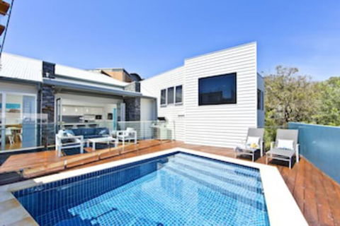 The Lookout - Accommodation Asia 0
